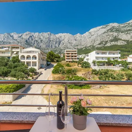 Apartments Deluxe Vucko Makarska Zimmer foto