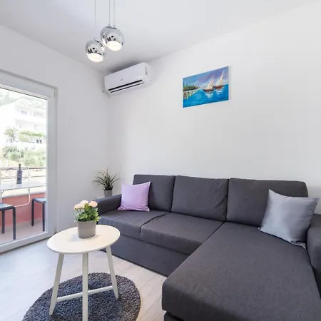 Apartments Deluxe Vucko Makarska Zimmer foto