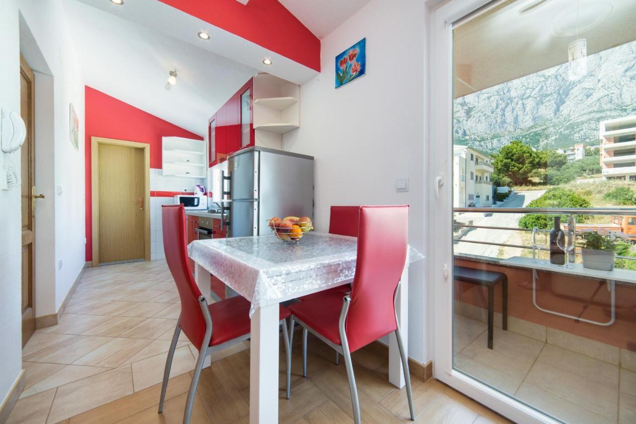 Deluxe Vucko Apartment Makarska