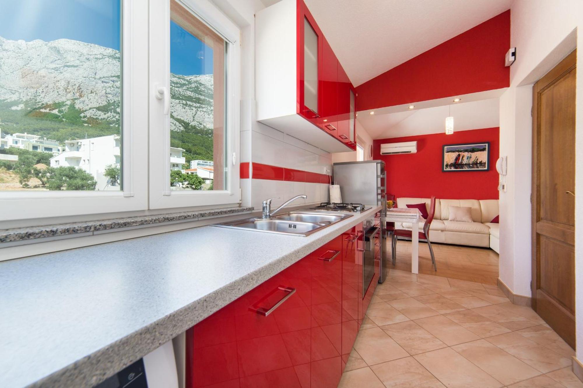 Deluxe Vucko Makarska