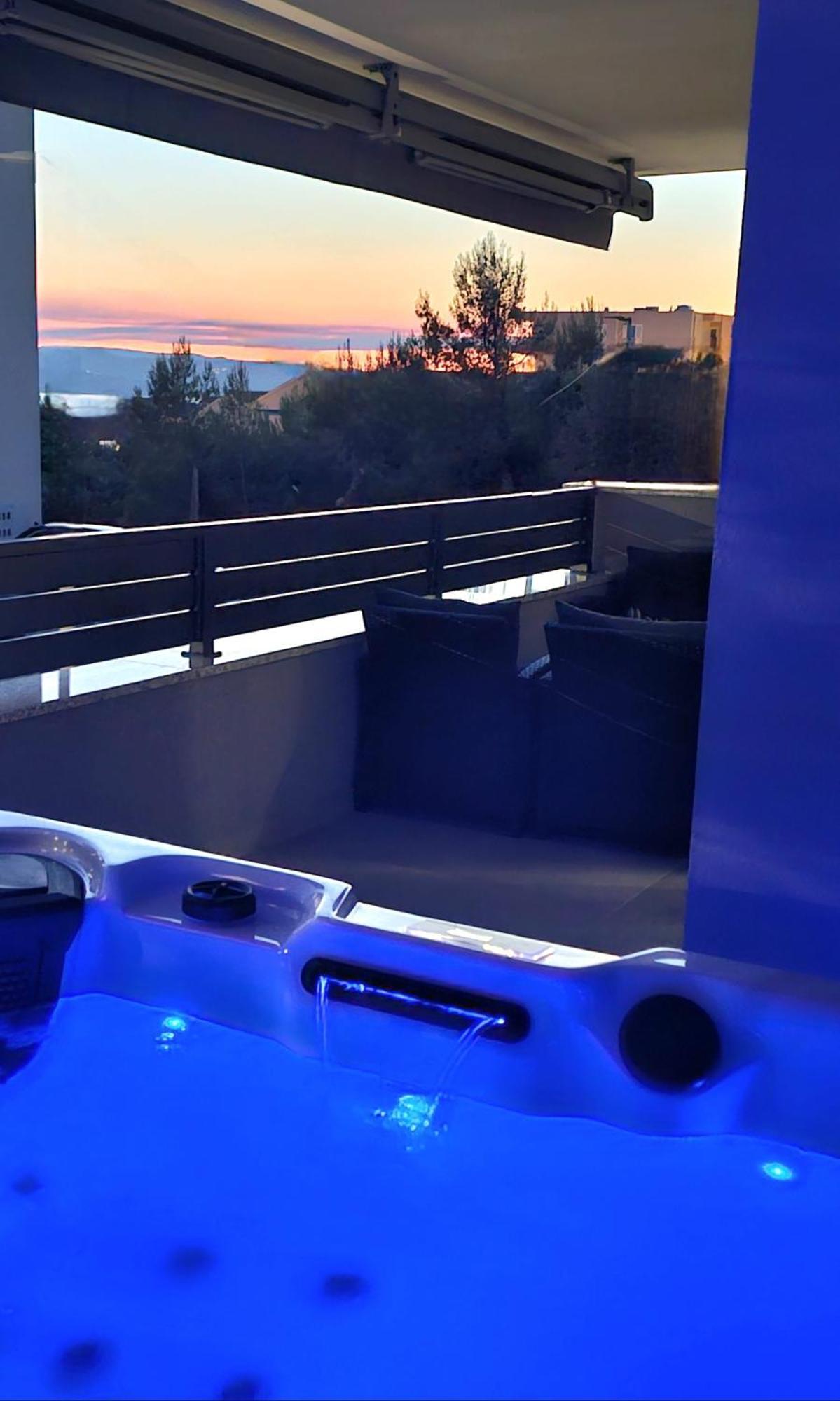 Deluxe Vucko Makarska